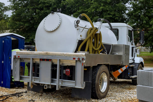 Portable Toilet Options We Offer in Oak Grove, OR